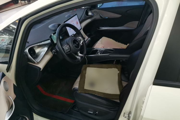 Used BYD Dolphin 2023 420 km Fashion Edition
