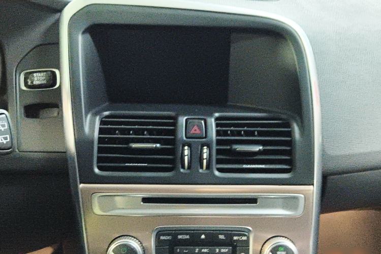 Used Volvo XC60 2017 T5 Smart Upgrade Edition
