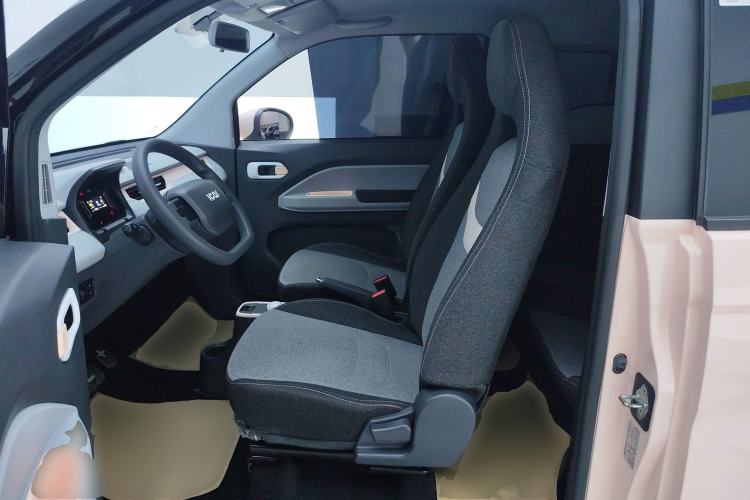 Used Chery QQ Ice Cream 2023 170km Milkshake – Lithium Iron Phosphate
