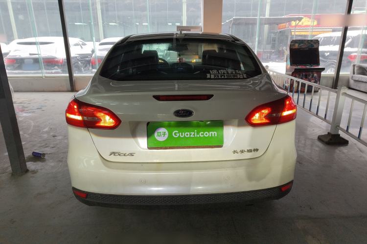 Used Ford Focus 2015 Sedan 1.6L Automatic Trend Model