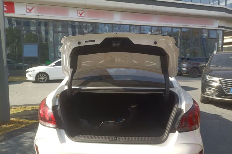 Used MG 5 2023 180 DVVT CVT Fashion Edition
