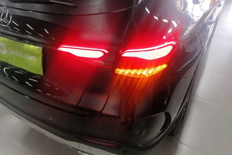 Used Mercedes-Benz GLC 2023 Facelift GLC 260 L 4MATIC Dynamic Version 5 Seats