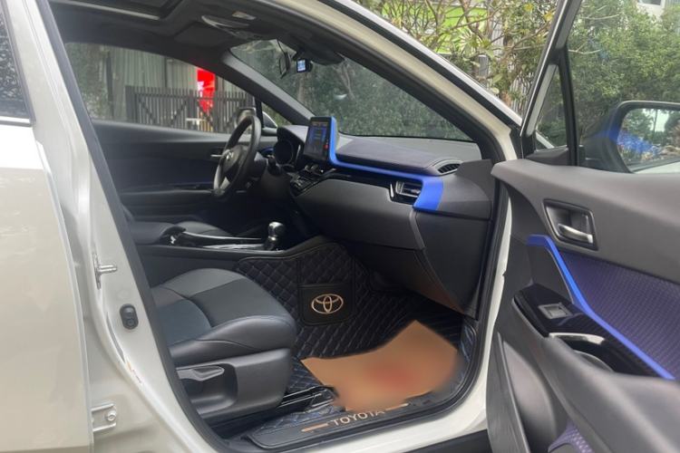 Used Toyota C-HR 2020 2.0L Leading Edition
