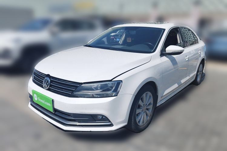 Used Volkswagen Sagitar 2015 1.6L Automatic Comfort Model
