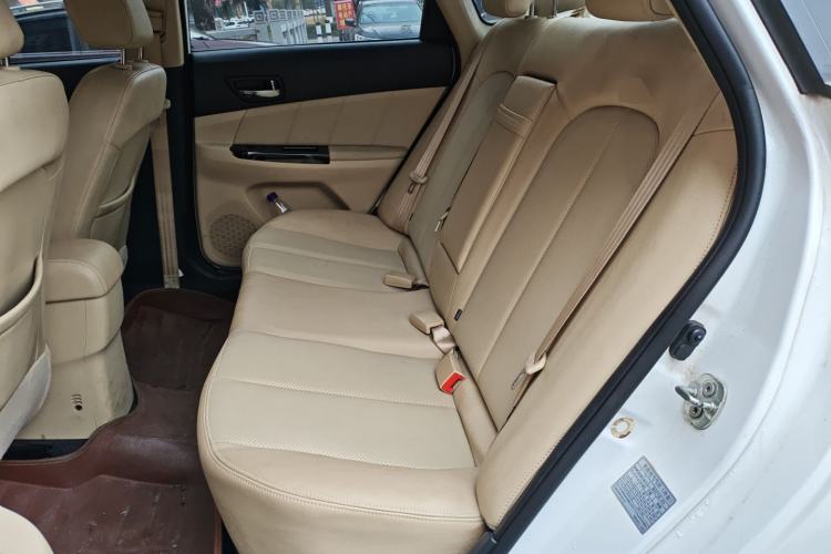 Used Changan Eado 2015 1.6L Manual Luxury Model China V Standard