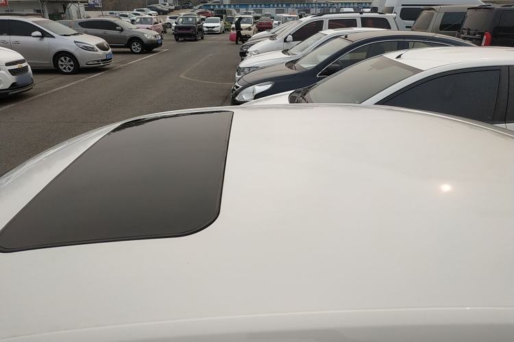 Used Volkswagen Santana 2013 1.6L Automatic Comfort Edition