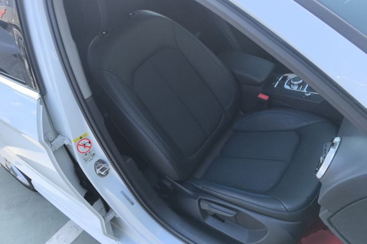 Used Audi A3 2020 Limousine 35 TFSI Fashion Edition China VI Emission Standard