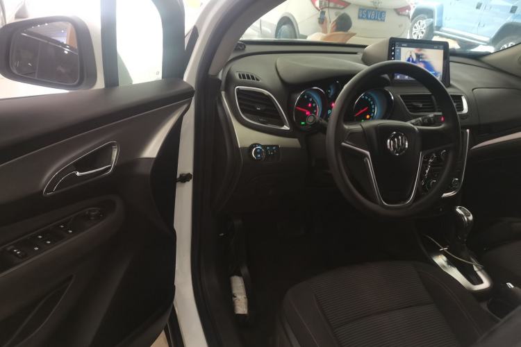 Used Buick Encore 2015 1.4T Automatic Two-Wheel Drive Urban Elite Version
