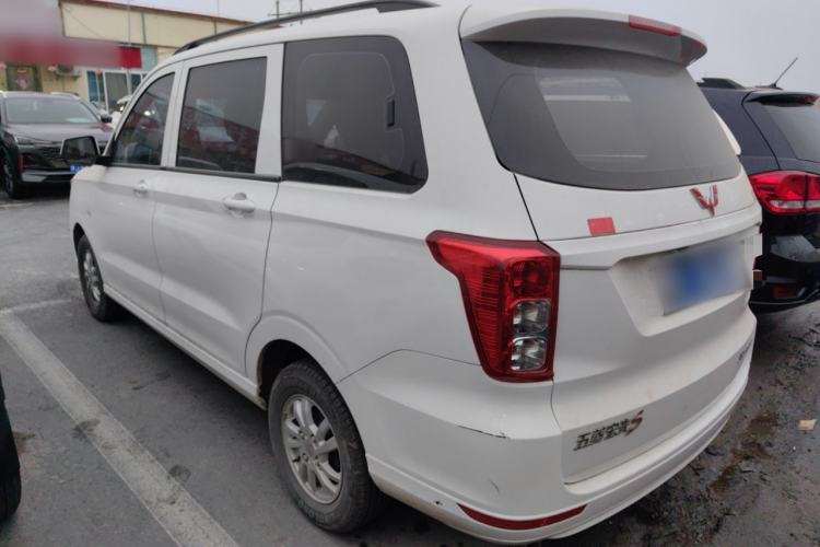 Used Wuling Hongguang 2019 1.5L S Standard Version China VI LAR
