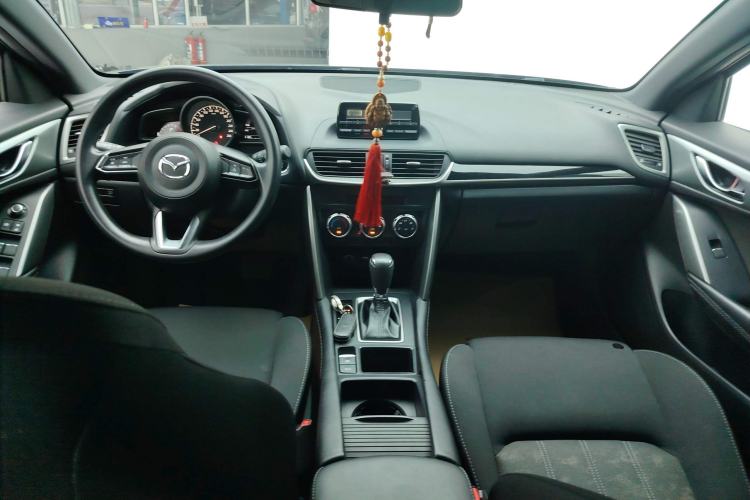 Used Mazda CX-4 2018 2.0L Automatic Two-Wheel Drive Blue Sky Dynamic Version China VI Standard
