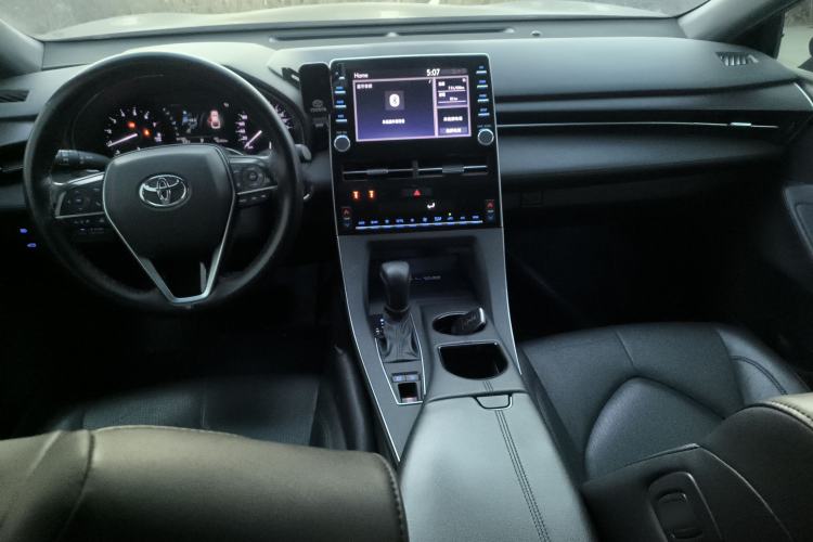 Used Toyota Avalon 2019 2.0L Luxury Edition China VI Standard
