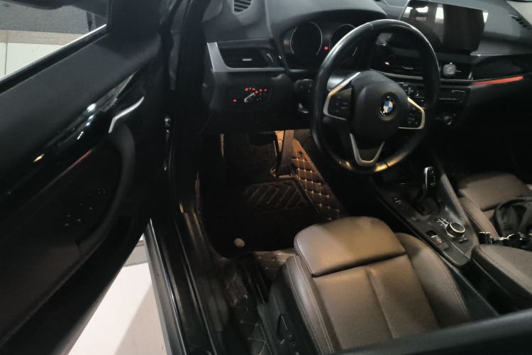 Used BMW X1 2020 sDrive25Li Leading Model
