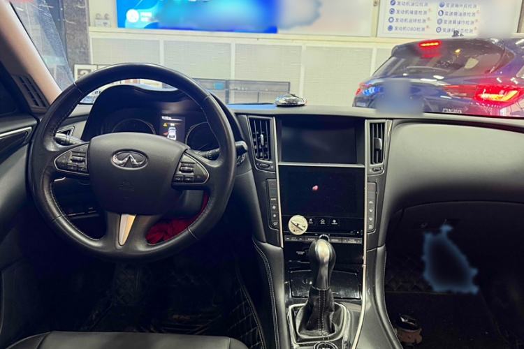 Used Infiniti Q50L 2015 2.0T Comfort Edition
