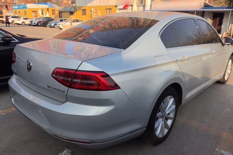 Used Volkswagen Magotan 2018 330TSI DSG Advanced Model
