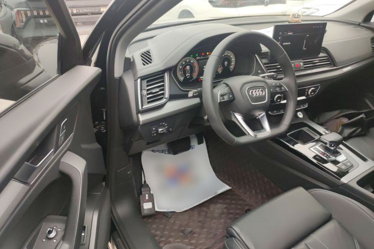 Used Audi Q5L 2023 40T Fashionable and Dynamic Edition
