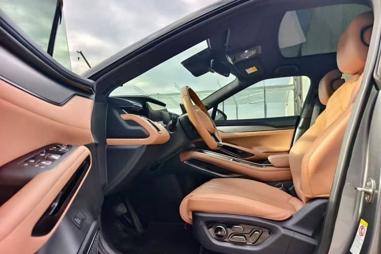 Used BYD Song L EV 2024 662 km Excellence Version
