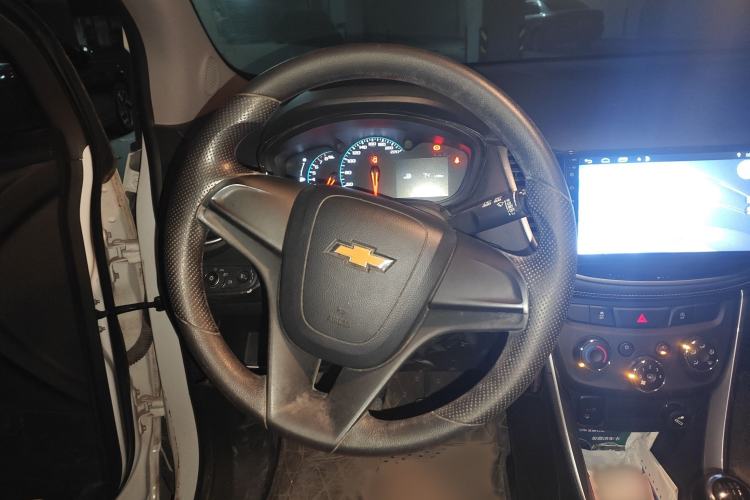 Used Chevrolet Trax 2018 330T Manual Transmission Two-Wheel Drive Comfort Version
