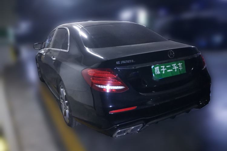 Used Mercedes-Benz E-Class 2016 E 300 L Sporty and Stylish Model
