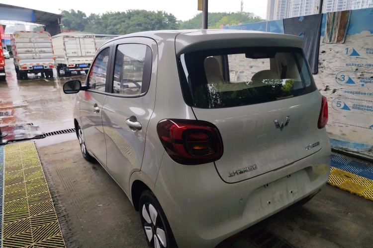 Used Wuling Hongguang MINIEV 2025 Four-Door Version Advanced Edition
