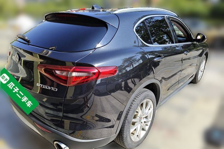 Used Alfa Romeo Stelvio 2017 2.0T 200HP Luxury Edition