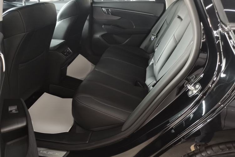 Used Buick LaCrosse 2025 28T Platinum Edition