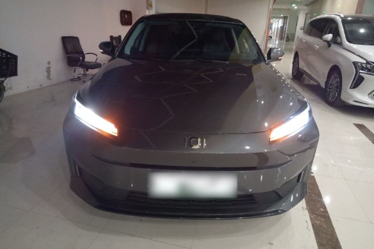 Used  A05 2024 Truly Delicious Version 70" Beyond-Grade Edition
