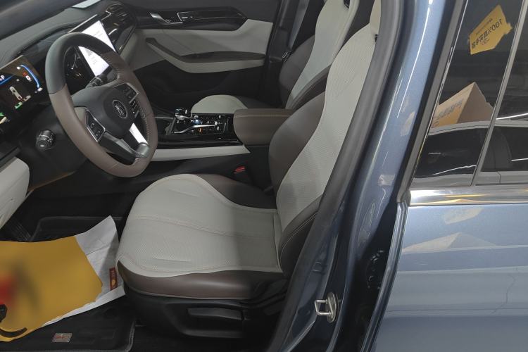 Used BYD Qin PLUS 2024 HONOR Edition DM-i 55KM Leading Model
