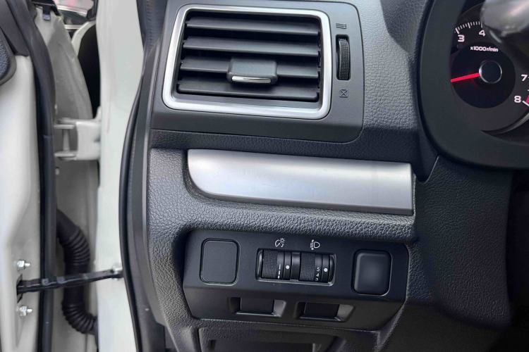 Used Subaru Forester 2015 2.0i Special Edition Commemorative Model
