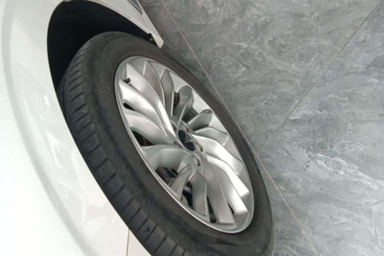 Used VOYAH Dream 2024 PHEV Extended-Range Premium Edition
