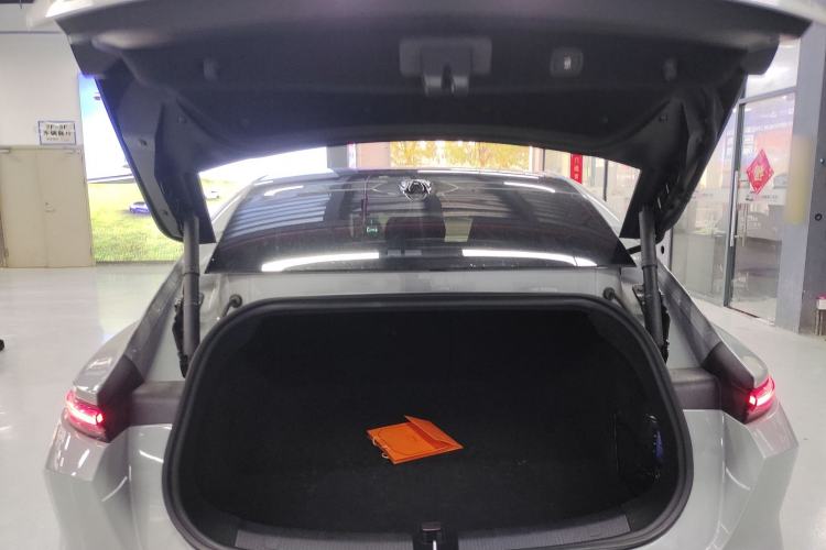 Used Nio ET5 2022 75 kWh