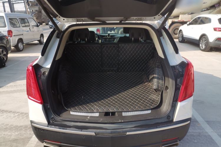 Used Cadillac XT5 2016 25T Luxury Model
