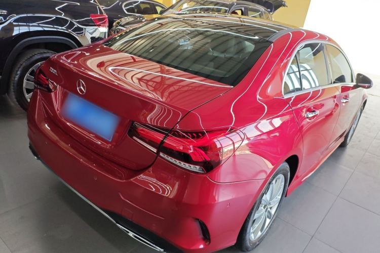 Used Mercedes-Benz A-Class 2022 Restyled A 200 L Sport Sedan Fashion Version
