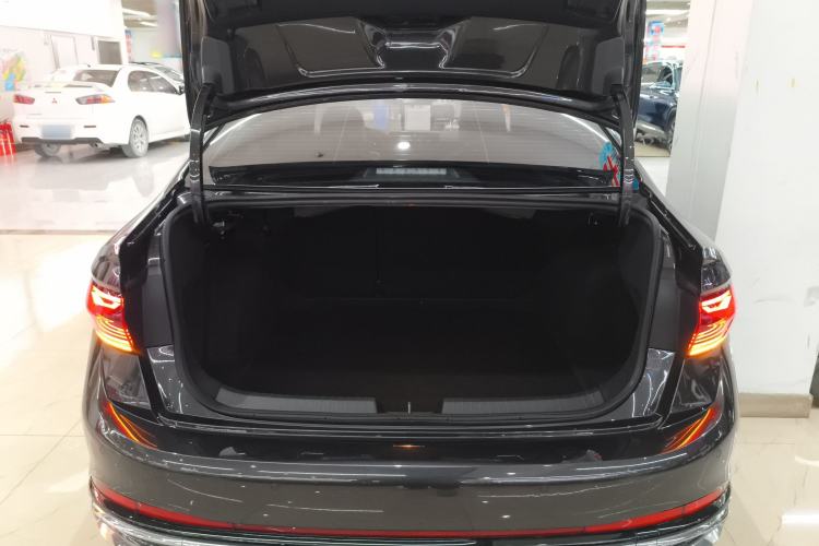 Used Volkswagen Sagitar 2023 300TSI DSG Excellence Edition
