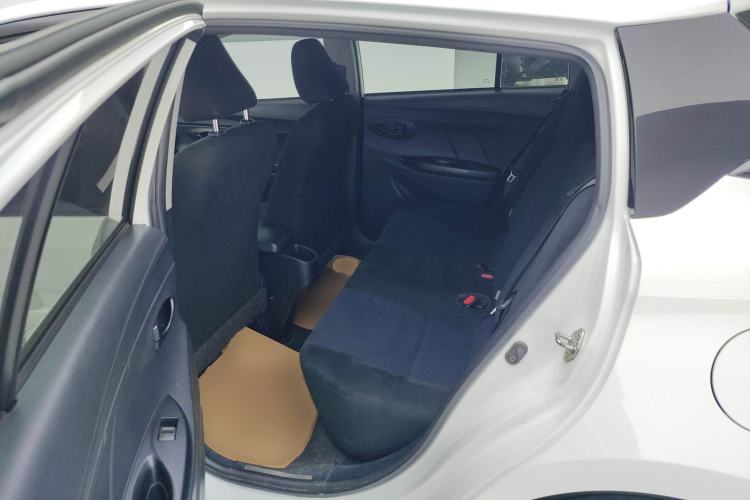 Used Toyota YARiS L 2016 Revised 1.5E CVT Charming Edition
