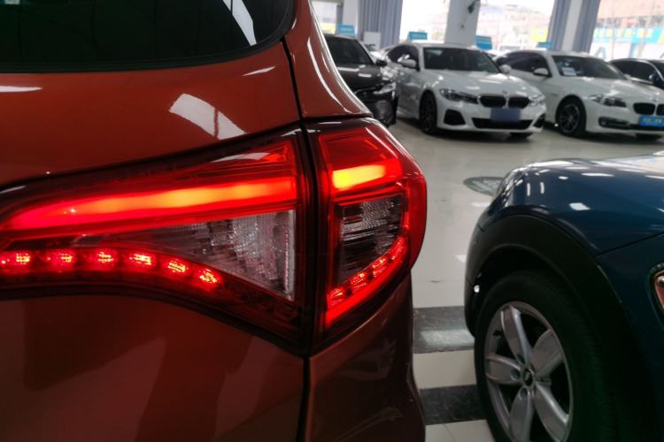 Used BYD Song 2017 Gaishe Upgrade Edition 1.5TID Automatic Elite Model
