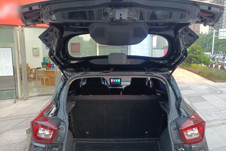 Used Dongfeng NAMMI BOX 2022 Chasing Wind Edition 331 km Standard Model
