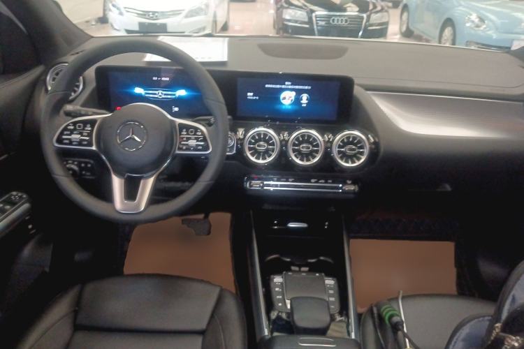 Used Mercedes-Benz GLA 2022 GLA 220
