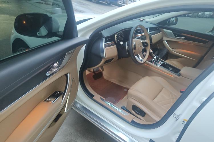 Used Jaguar XFL 2022 XFL 2.0T P250 Two-Wheel-Drive Prestige Luxury Edition
