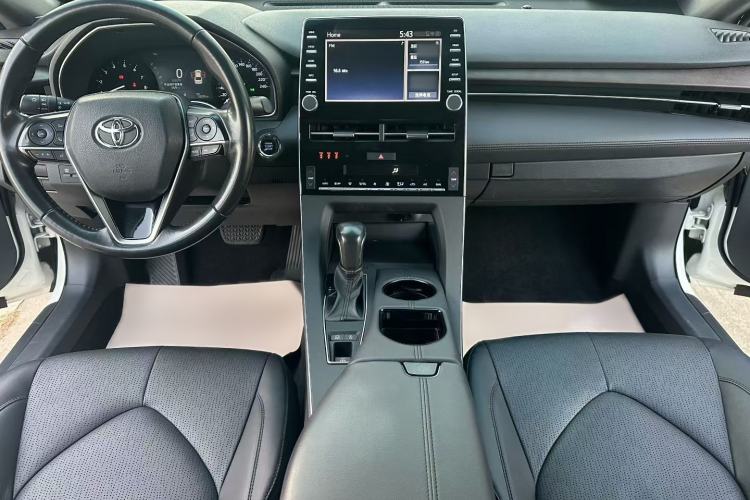 Used Toyota Avalon 2019 2.0L Luxury Edition China VI Standard
