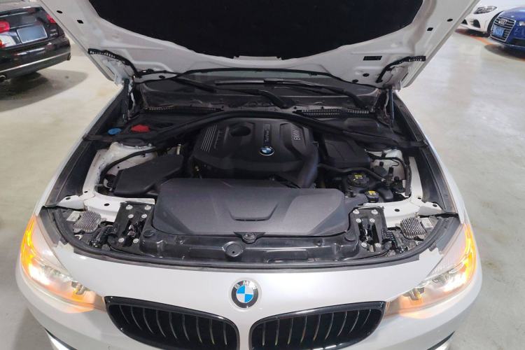 Used BMW 3 Series GT 2018 320i Sport Edition
