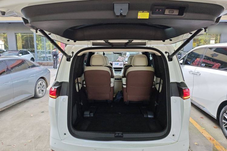 Used BYD Xia 2025 DM-i 1.5T 180km Excellence Model
