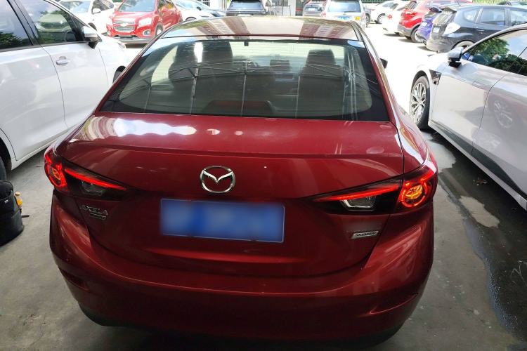 Used Mazda Mazda 3 Axela 2017 Sedan 1.5L Automatic Luxury Model China VI Standard