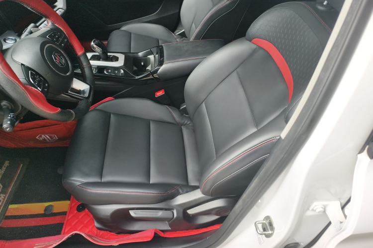 Used MG 5 2022 300TGI DCT Chao Yue Luxury Edition