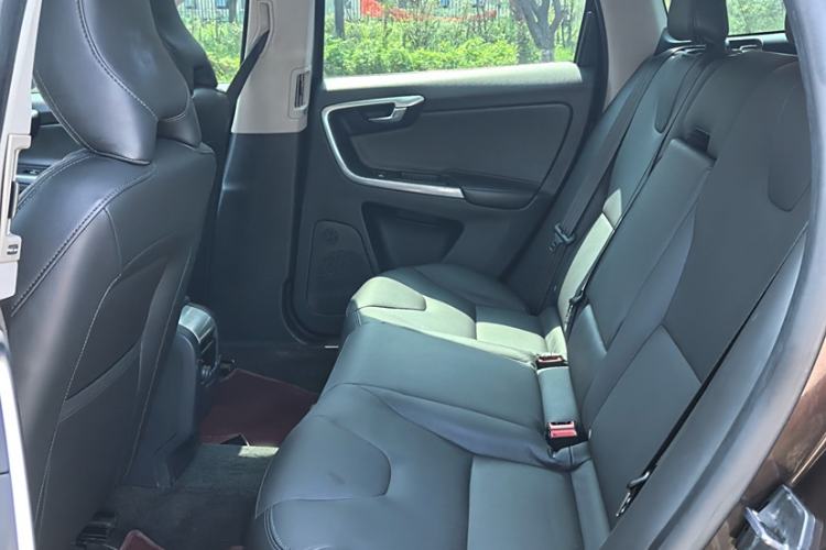 Used Volvo XC60 2017 T5 Smart Upgrade Edition
