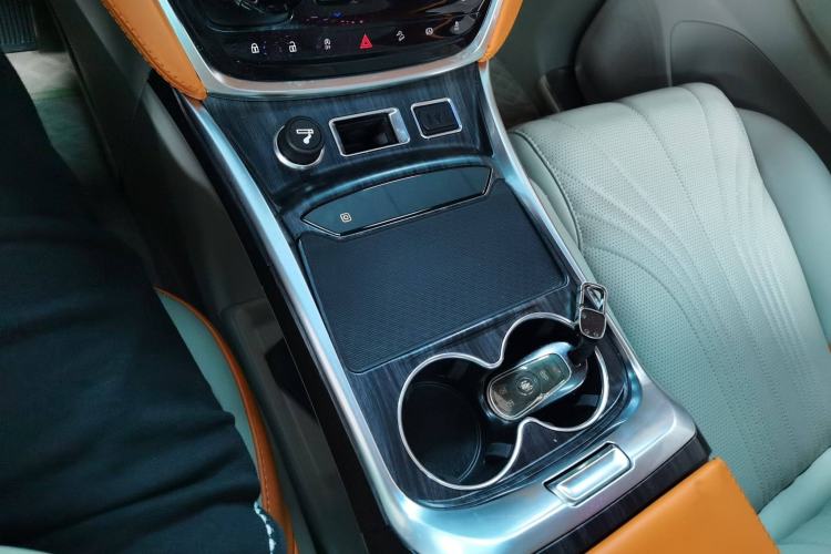 Used Buick GL8 2023 ES Lu Zun Comfort Model
