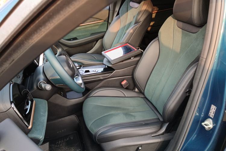 Used Geely Auto Monjaro L 2023 2.0TD High-Power Automatic Two-Wheel Drive Flagship Version
