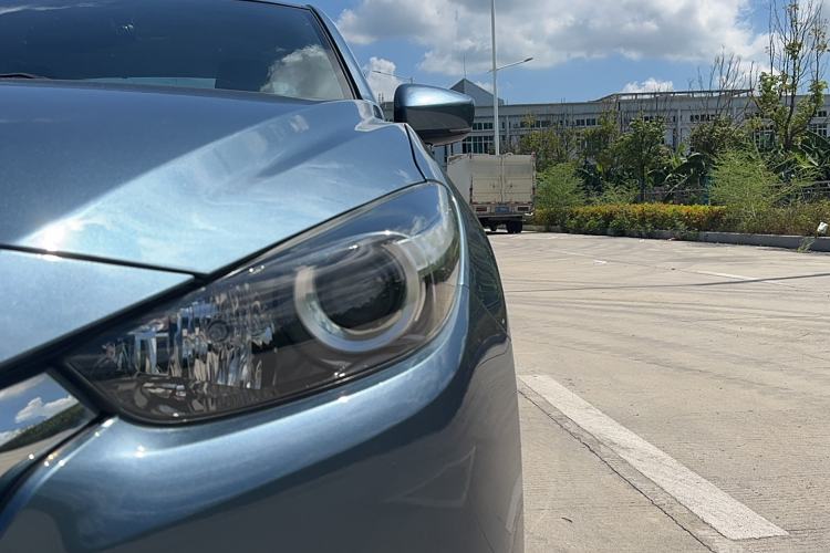 Used Mazda Mazda 3 Axela 2017 Sedan 1.5L Automatic Comfort Model Emission Standard China V
