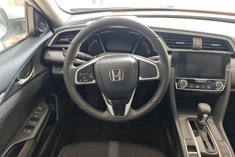 Used Honda Civic 2016 220TURBO CVT Luxury Edition
