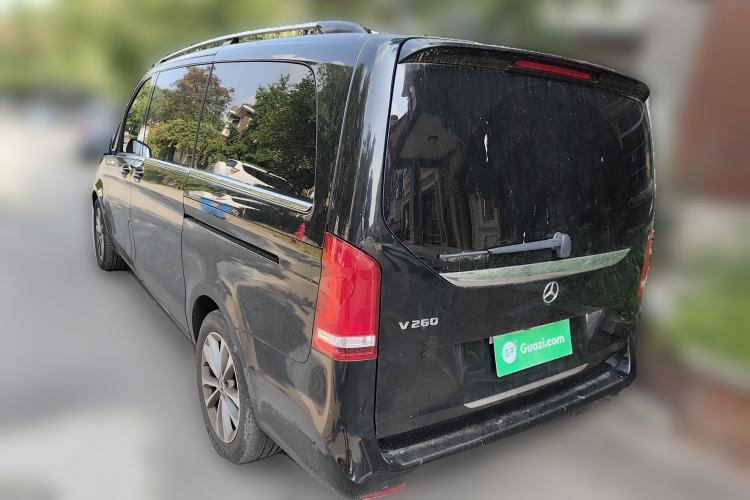 Used Mercedes-Benz V-Class 2021 V 260 Avantgarde Edition
