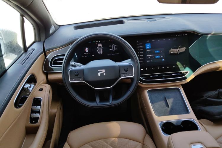 Used  R7 2024 Advanced Edition
